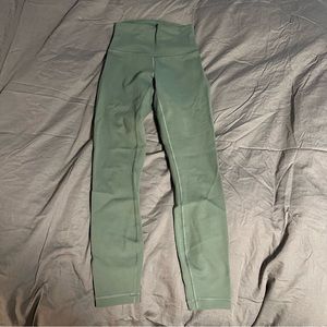 Lululemon Wunder Train Contour Fit High-Rise 25”